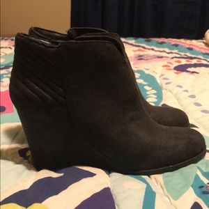 Carlos Santana Wedge Booties